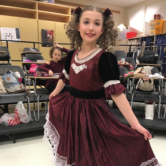 Mother & Daughter Team Kim & Chloe - Picture 5 of 8